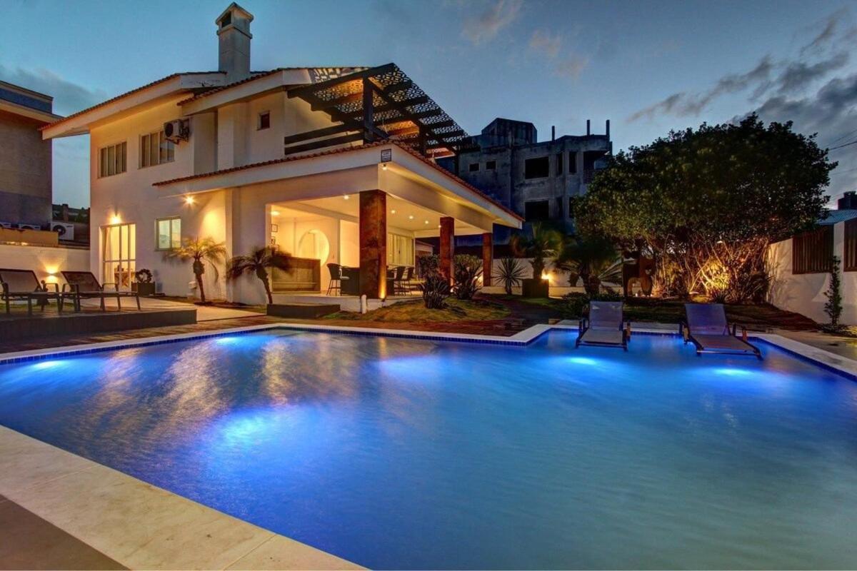 Casa Do Artista A 60M Do Mar, Piscina, 4 Quartos Bombinhas Exterior photo